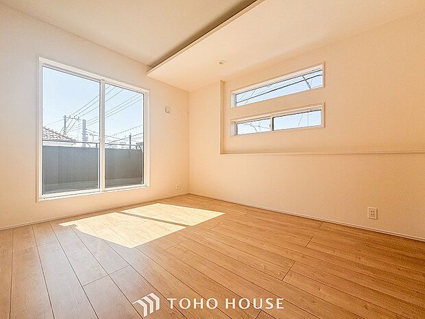 環境の良い場所にセンス良く暮らしたい、こだわりの室内には至福のシーンが繰り広げられます。