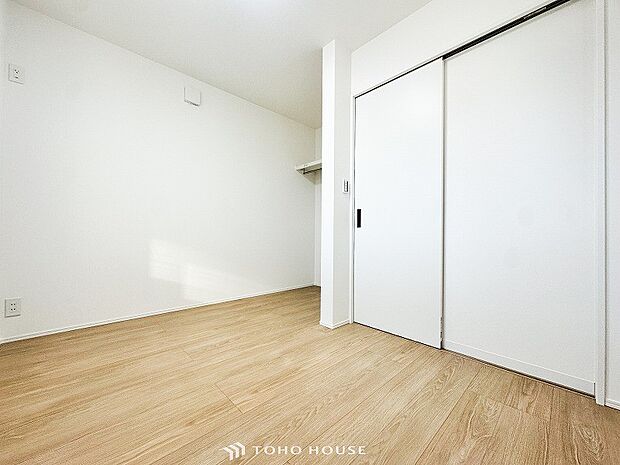 1日の疲れを癒し、心地よく寛げるようゆったりとした広さを確保しています。