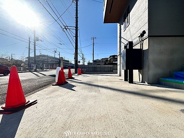カースペースもゆとりある空間を保っています。