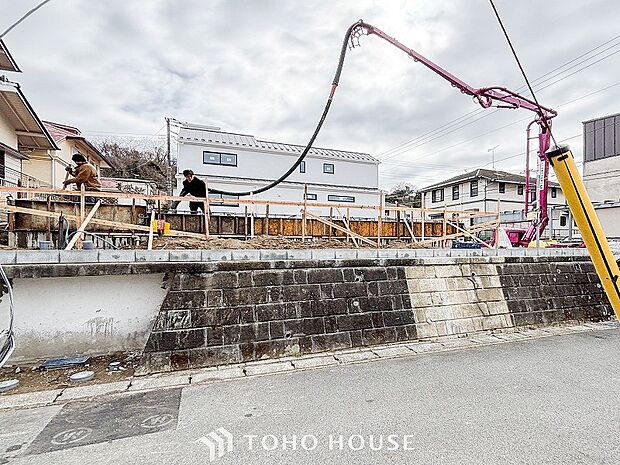 時間のゆとりと空間、爽やかな陽光がもたらす光と風を贅沢なまでに感じる暮らしが始まります。