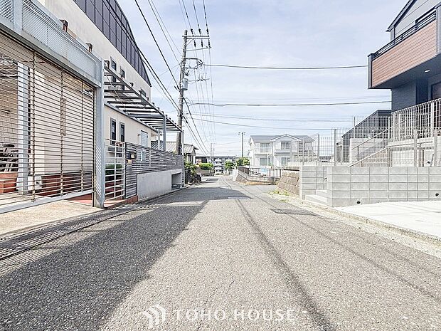 落ち着きのある閑静な住宅街。きっとここからご家族のかけがえのない想い出が作られることでしょう。