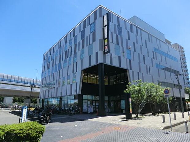 関東圏を中心にコスパの良い商品を取り扱うと話題のお店。週末にまとめ買いもいいですね。