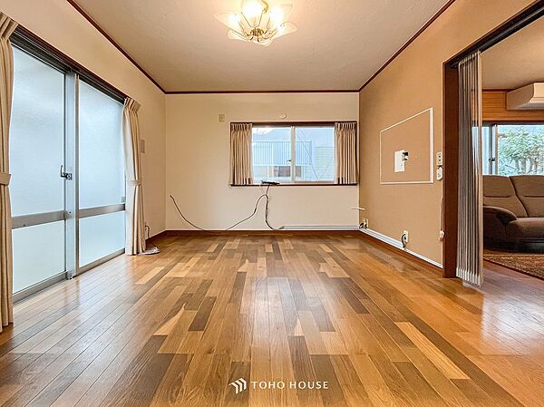 ここにはみんなが集い、食事と楽しい会話が始まるスペース。