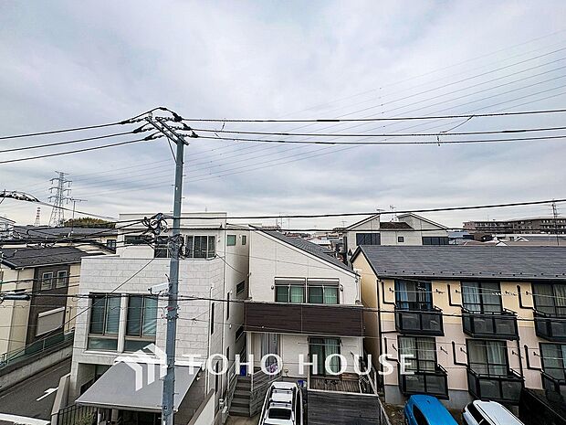 開放的で気持ちの良い眺望と青い空を満喫できます。