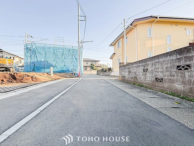 忙しく過ぎゆく日常を置き去るほど、ゆったりした時間が流れる住環境。