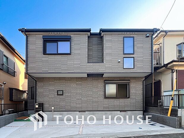 表現された空間は豊かな光と風を纏い、暮らしの時間を豊かにしてくれます。