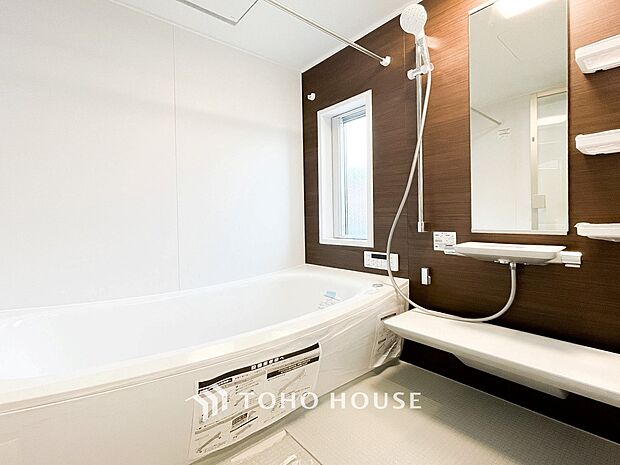 一日の疲れが癒される優雅なバスタイムを堪能できるゆとりあるバスルームです。