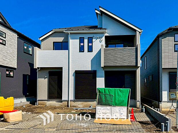 表現された空間は豊かな光と風を纏い、暮らしの時間を豊かにしてくれます。