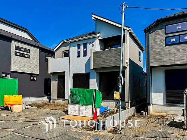 風を感じ青い空から太陽の恵みを感じる温もり溢れる佇まい。