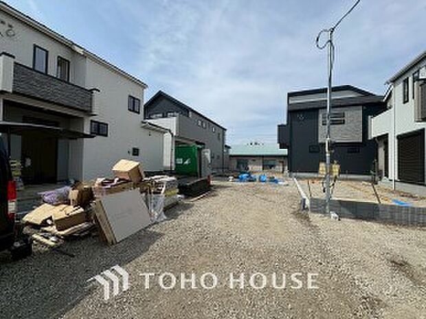 落ち着きのある閑静な住宅街。きっとここからご家族のかけがえのない想い出が作られることでしょう。