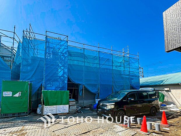 敷地内駐車スペース。日々の暮らしをスムーズに運ぶ事が出来ます。