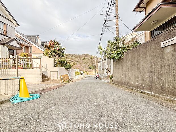 忙しく過ぎゆく日常を置き去るほど、ゆったりした時間が流れる住環境。