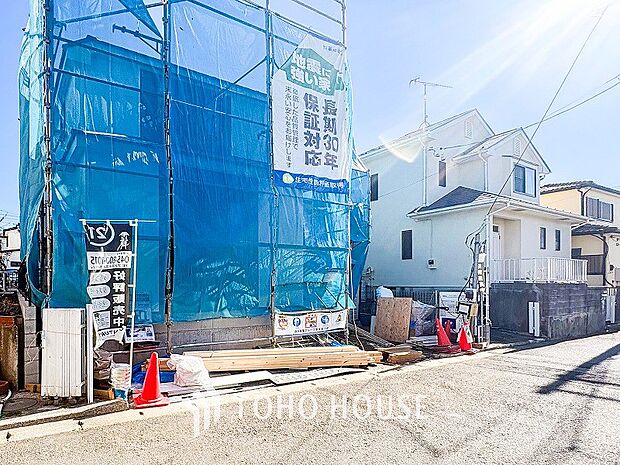 表現された空間は豊かな光と風を纏い、暮らしの時間を豊かにしてくれます。