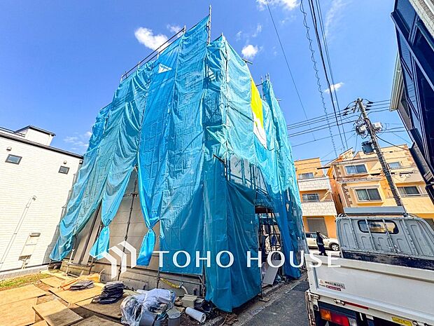 風を感じ青い空から太陽の恵みを感じるロケーション。