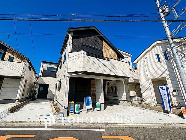 閑静な住宅街の一角、ひと時のくつろぎが生まれ、ゆっくりと愛着が育まれていきます。