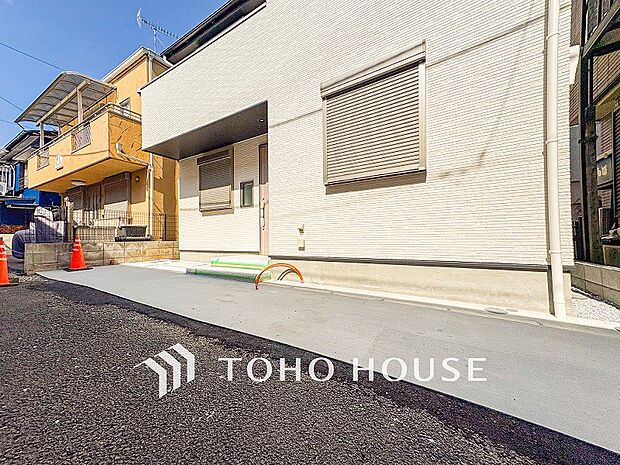 敷地内に駐車スペースがあると、日々の暮らしのをスムーズに運ぶ事が出来ます。