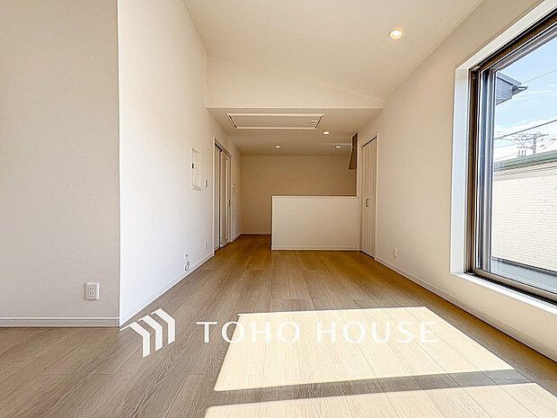 美味しいお料理も楽しいお喋りもキッチンを中心に広がります。