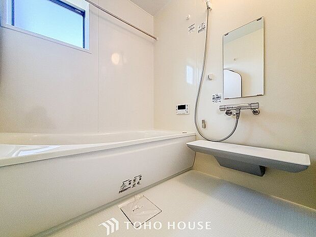 一日の疲れが癒される優雅なバスタイムを堪能できるゆとりあるバスルームです。