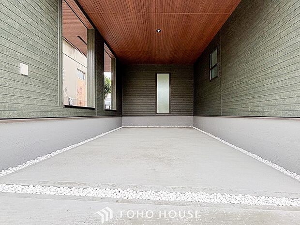 お部屋にも爽やかな風と暖かく柔らかな日差しが差し込み、毎日の暮らしを豊かに彩ります。