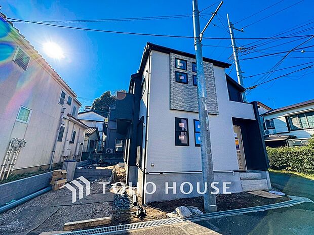 風を感じ青い空から太陽の恵みを感じるロケーション。