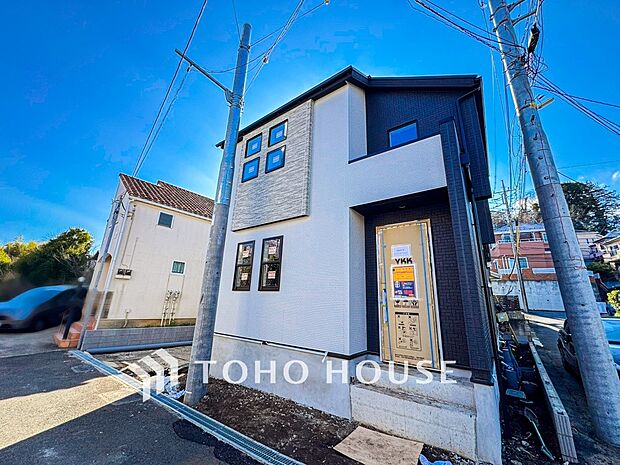 陽光と環境に恵まれた邸宅は、月日が経っても色褪せる事なく「オンリーワン」に輝き続けます。