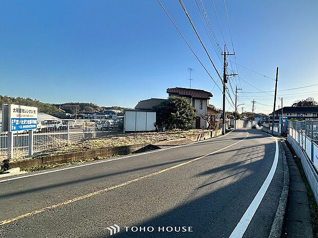 緑豊かな閑静な住宅地は子育て家族にぴったり。