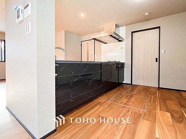 家族の健康を支えるキッチン。毎日使う場所だから気持よく使えて、居心地の良い空間に。