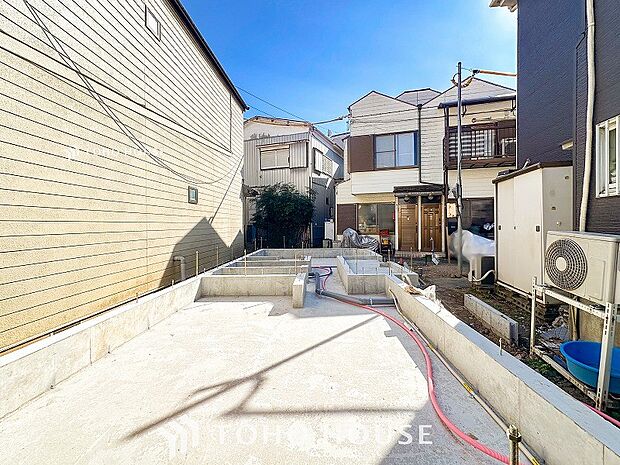 閑静な住宅街の陽当りに恵まれた土地で寛ぎに満ちた生活を。