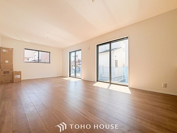 開放感あるリビングダイニング。ご家族とのんびりしたひと時を過ごせますね。