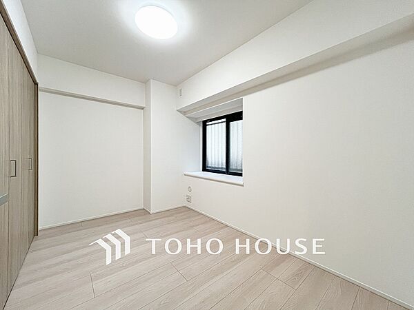 家族一人ひとりの大切なプライベート空間。感性で個性的に飾って頂けるようシンプルに仕上げてあります。