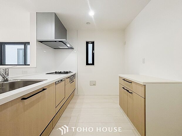 家族の健康を支えるキッチン。毎日使う場所だから気持よく使えて、居心地の良い空間に。