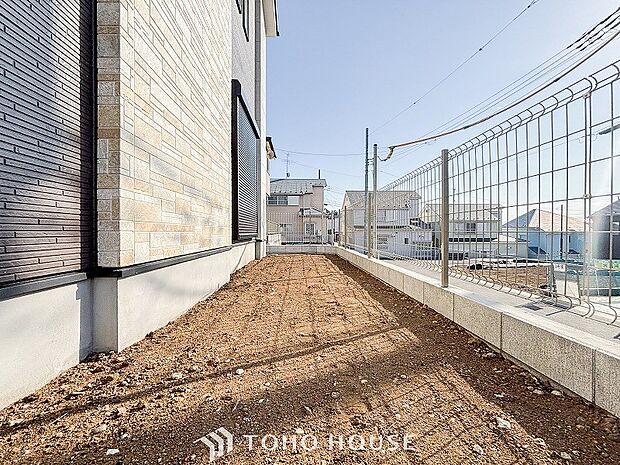 毎日の暮らしの中に癒しを与えてくれるお庭スペース。