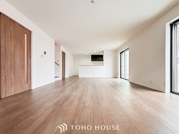 空気感という居心地の良いBGMは、暮らしのステージを彩り、心のやすらぎと満足感を与えてくれます。