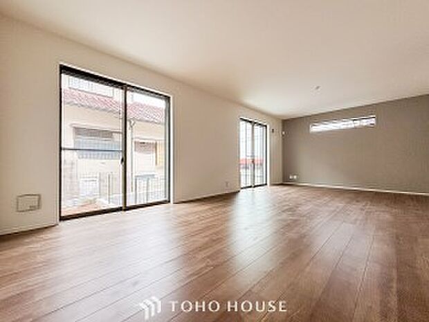 ここにはみんなが集い、食事と楽しい会話が始まるスペース。