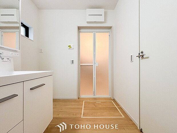 ご家族の1日が始まり、1日の終わりを締めくくる洗面空間。