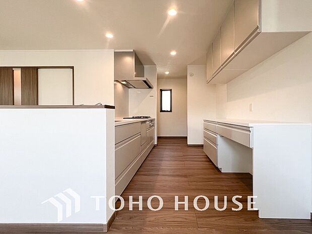 家族の健康を支えるキッチン。毎日使う場所だから気持よく使えて、居心地の良い空間に。