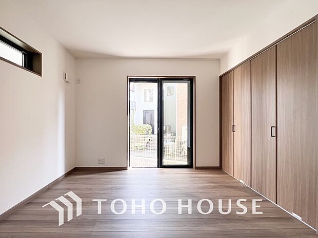 通風・採光にも優れ、心地よい光と風があふれています。