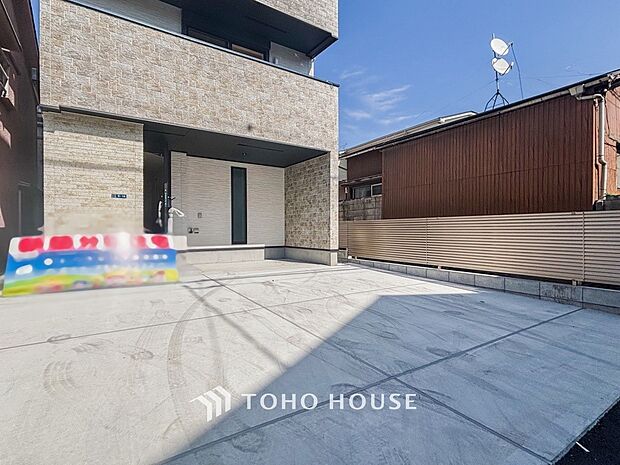 カースペースもゆとりある空間を保っています。