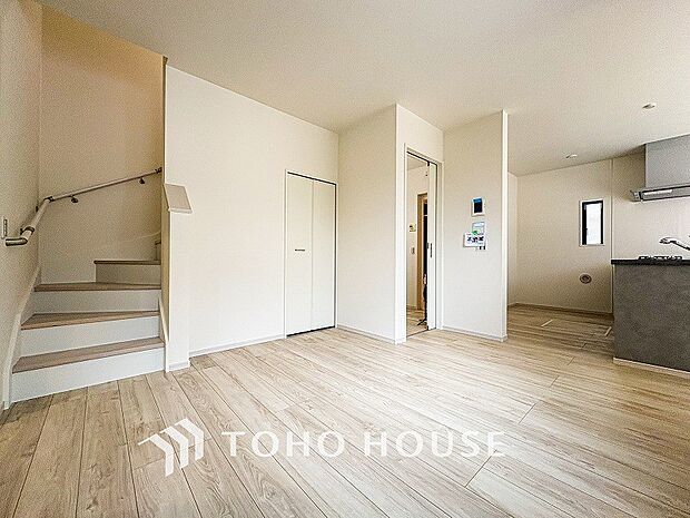 空気感という居心地の良いBGMは、暮らしのステージを彩り、心のやすらぎと満足感を与えてくれます。