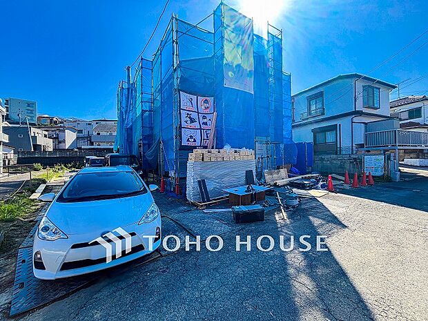 表現された空間は豊かな光と風を纏い、暮らしの時間を豊かにしてくれます。