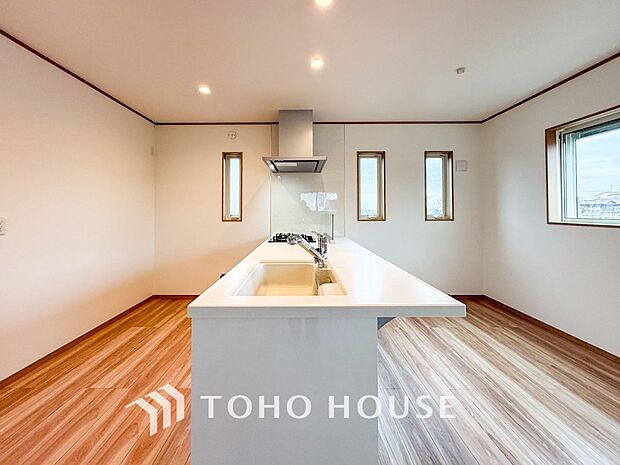 家族の健康を支えるキッチン。毎日使う場所だから気持よく使えて、居心地の良い空間に。