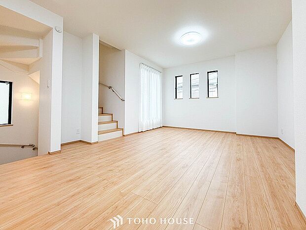 空気感という居心地の良いBGMは、暮らしのステージを彩り、心のやすらぎと満足感を与えてくれます。