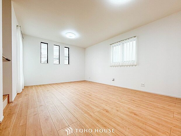 ここにはみんなが集い、食事と楽しい会話が始まるスペース。