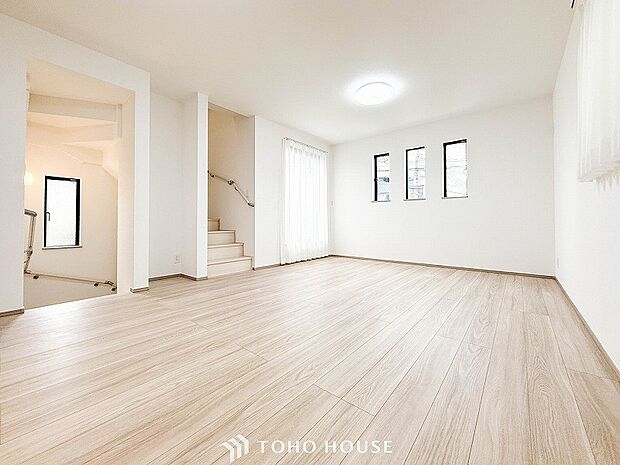 空気感という居心地の良いBGMは、暮らしのステージを彩り、心のやすらぎと満足感を与えてくれます。