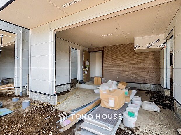 大切なお車を雨や風から守ってくれるビルトイン車庫付です。