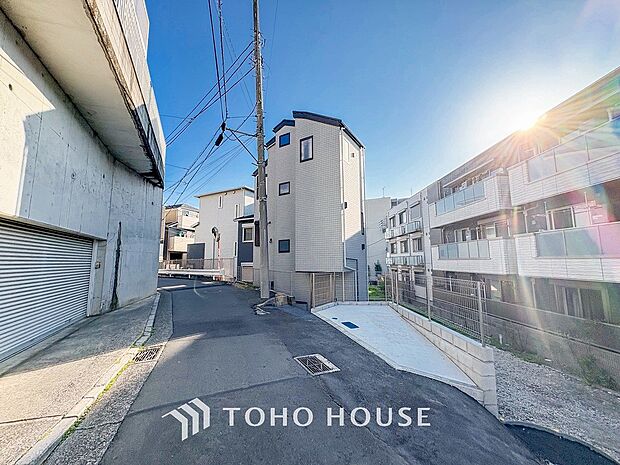 落ち着きのある閑静な住宅街。きっとここからご家族のかけがえのない想い出が作られることでしょう。