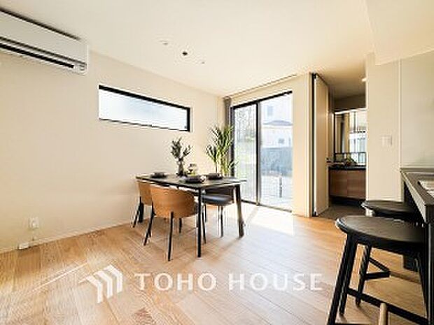 ご家族やお客様との時間など、多くの時を刻む空間。何気なく過ぎる時でさえも上質なひと時に。