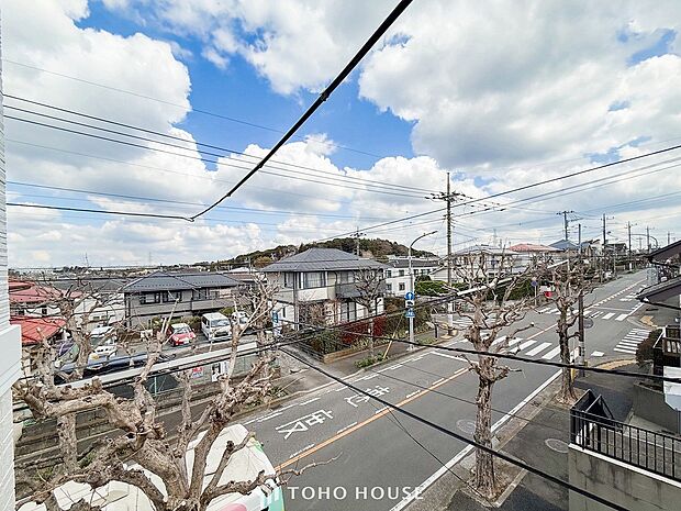 開放的で気持ちの良い眺望と青い空を満喫できます。