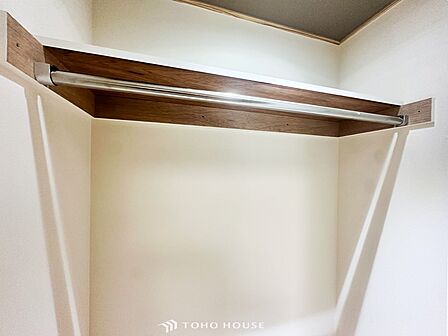 空間を余すところなく有効利用した収納は生活空間をより上質なものにしてくれるでしょう。