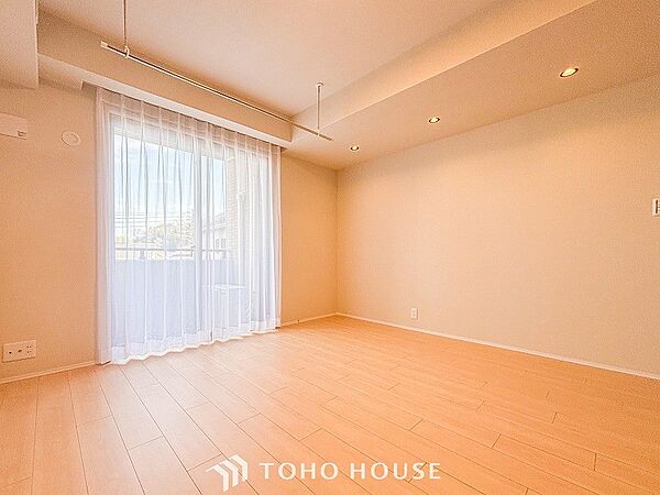一日の疲れをいやしてくれる主寝室。自分時間を快適に過ごすプライベートルーム。